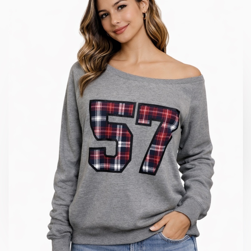 Love Tree Gray Sweater - Sweater​